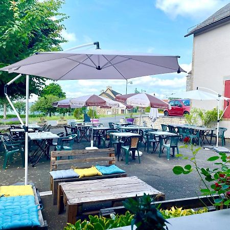 Auberge Le Beaulieu -Cantal Екстер'єр фото