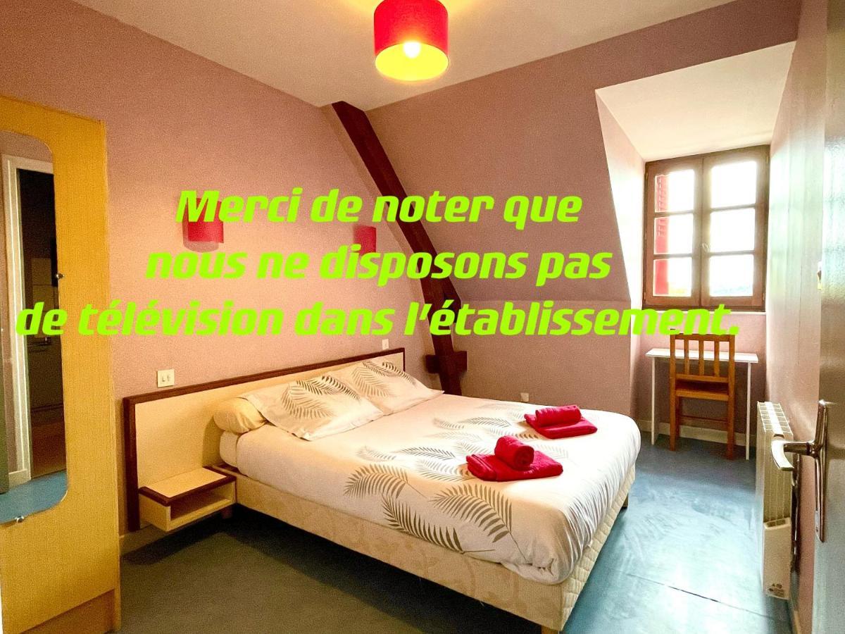 Auberge Le Beaulieu -Cantal Екстер'єр фото
